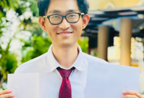 Thầy Mai Phong Phú